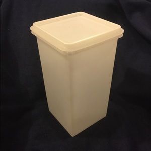 Tupperware Square Cracker Keeper, Vintage